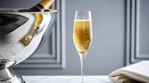 Champagne til nytår: Guide til den bedste oplevelse